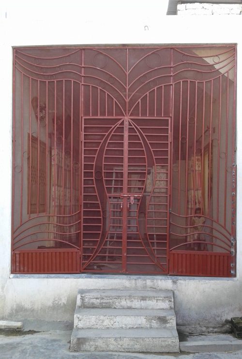 Iron pipe grill Iron pipe grill